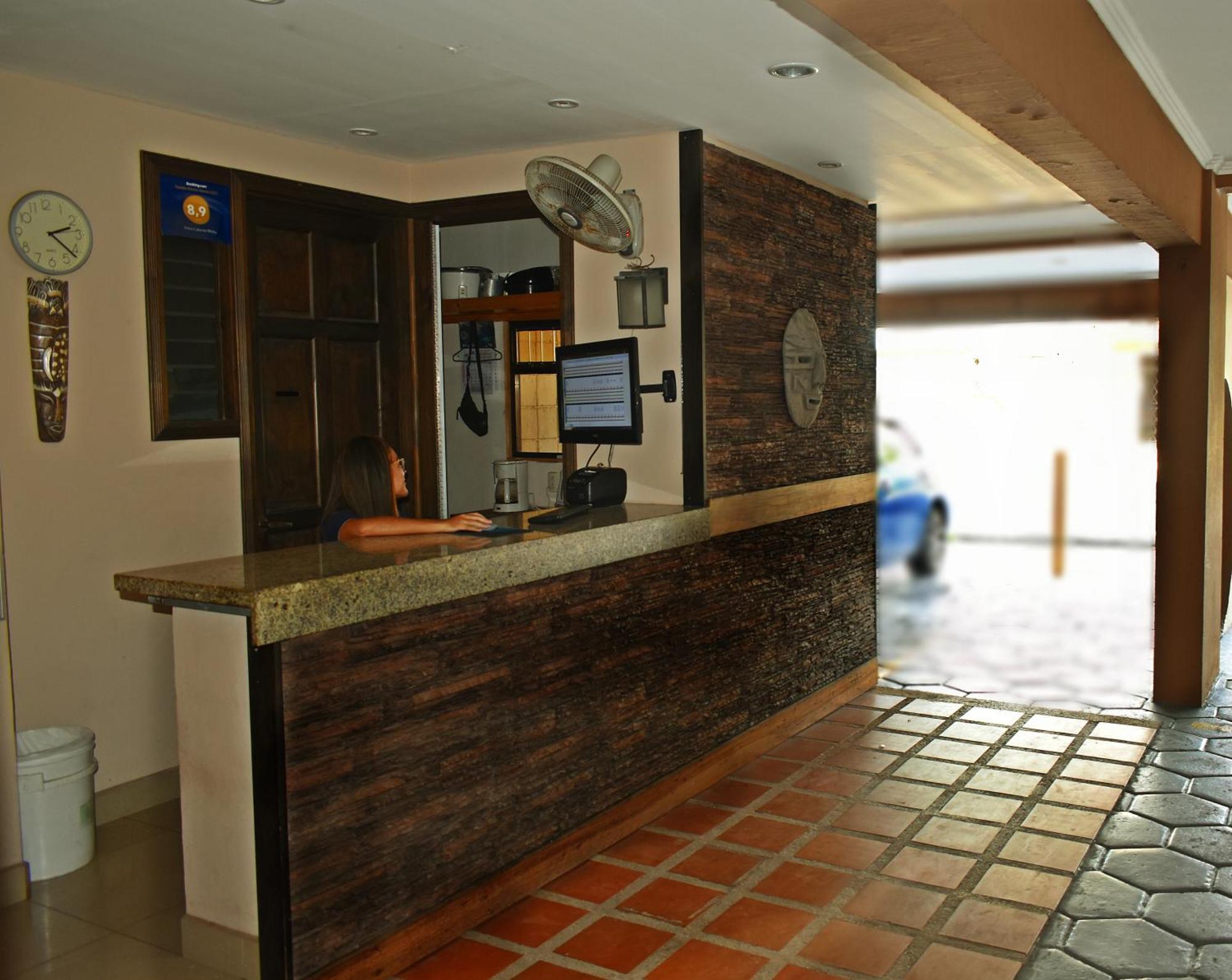 Hotel Cabinas Midey Puntarenas Kültér fotó